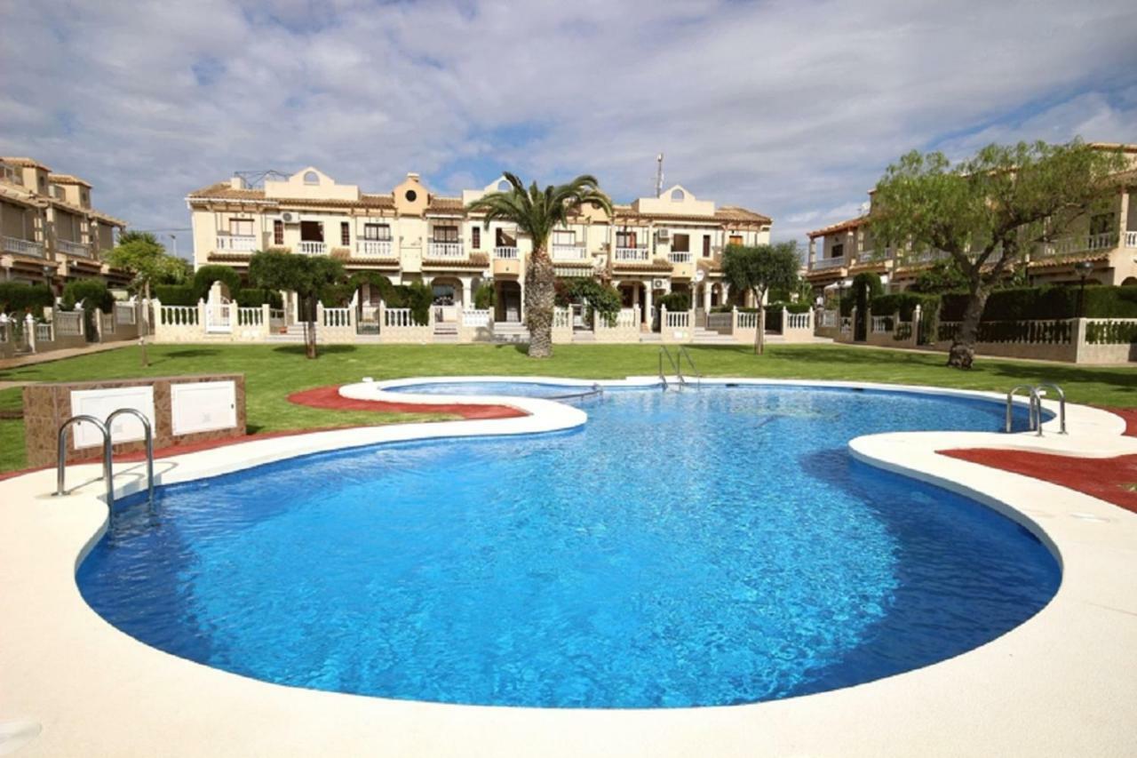 Bungalow Torrevieja Argonautas Exterior photo